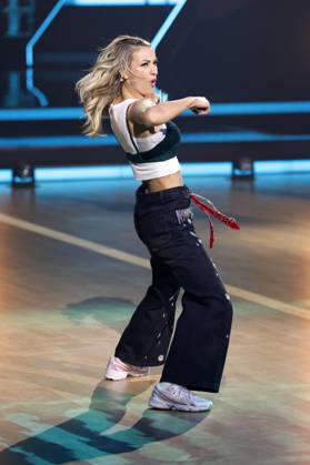 Anna-Carina Woitschack in der neunten Live-Show der 19. Staffel der RTL-Tanzshow Let s Dance im MMC Coloneum. Köln, 08.05.2026