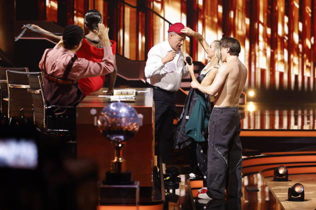 Jorge Gonzalez, Motsi Mabuse, Joachim Llambi, Anna-Carina Woitschack und Evgeny Vinokurov in der neunten Live-Show der 19. Staffel der RTL-Tanzshow Let s Dance im MMC Coloneum. Köln, 08.05.2026