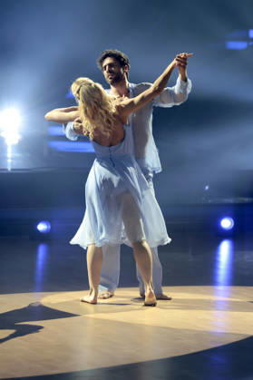 Jan Kittmann mit Kathrin Menzinger in der neunten Live-Show der 19. Staffel der RTL-Tanzshow Let s Dance im MMC Coloneum. Köln, 08.05.2026