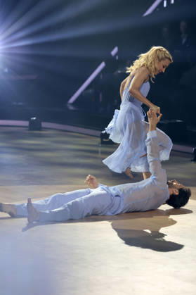 Jan Kittmann mit Kathrin Menzinger in der neunten Live-Show der 19. Staffel der RTL-Tanzshow Let s Dance im MMC Coloneum. Köln, 08.05.2026