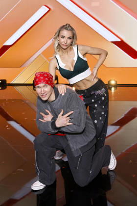 Sängerin Anna-Carina Woitschack und Tänzer Evgeny Vinokurov bei der neunten Tanzshow der 19. Staffel der RTL-Tanzshow Lets Dance im Coloneum. Köln, 08.05.2026 NRW Deutschland Copyright: xChristophxHardtx