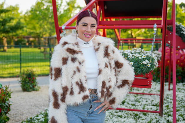 VIP-Abend im Gertrudenhof Erdbeerpark. Kate Merlan beim VIP-Abend im Gertrudenhof Erdbeerpark am 08.05.2026 in Huerth. Hürth Gertrudenhof Erdbeerpark Nordrhein-Westfalen