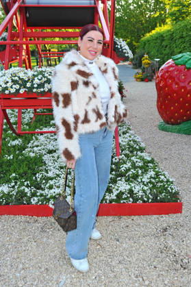 VIP-Event im Erdbeerpark . Kate Merlan anläßlich des VIP-Event im Erdbeerpark am 08.05.2026 auf dem Erlebnisbauernhof Gertrudenhof in Hürth. 20260508MWI119965