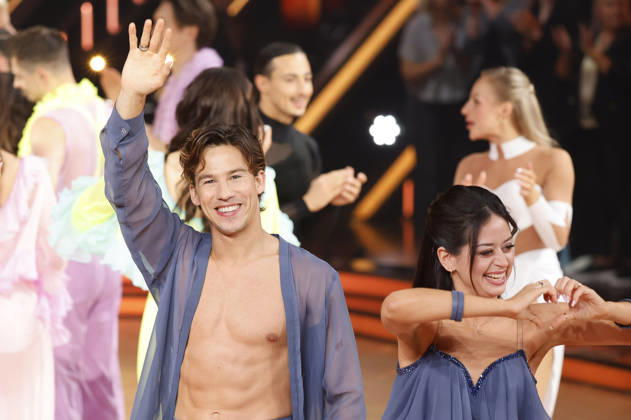 Joel Mattli und Malika Dzumaev in der neunten Live-Show der 19. Staffel der RTL-Tanzshow Let s Dance im MMC Coloneum. Köln, 08.05.2026