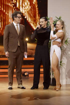 Daniel Hartwich, Milano und Marta Arndt in der neunten Live-Show der 19. Staffel der RTL-Tanzshow Let s Dance im MMC Coloneum. Köln, 08.05.2026