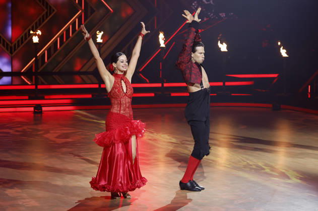Joel Mattli mit Malika Dzumaev in der neunten Live-Show der 19. Staffel der RTL-Tanzshow Let s Dance im MMC Coloneum. Köln, 08.05.2026