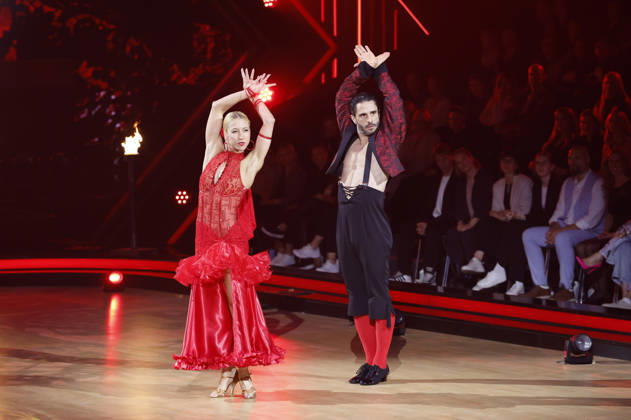 Jan Kittmann mit Kathrin Menzinger in der neunten Live-Show der 19. Staffel der RTL-Tanzshow Let s Dance im MMC Coloneum. Köln, 08.05.2026