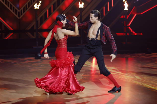Joel Mattli mit Malika Dzumaev in der neunten Live-Show der 19. Staffel der RTL-Tanzshow Let s Dance im MMC Coloneum. Köln, 08.05.2026