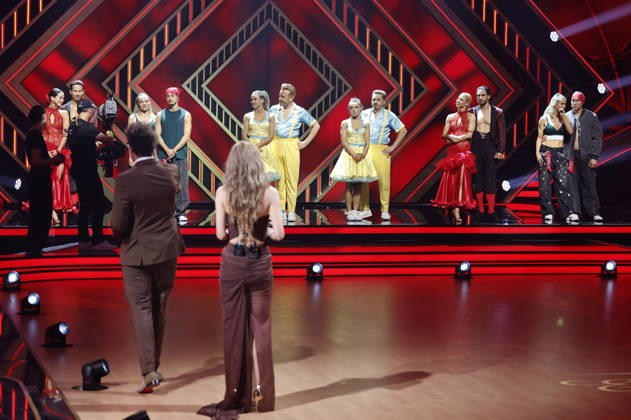 Daniel Hartwich, Veronika Swarovski, Malika Dzumaev, Joel Mattli, Marta Arndt, Milano, Mariia Maksina, Ross Antony, Anastasia Maruster, Gustav Schäfer, Kathrin Menzinger, Jan Kittmann, Anna-Carina Woitschack und Evgeny Vinokurov in der neunten Live-Show der 19. Staffel der RTL-Tanzshow Let s Dance im MMC Coloneum. Köln, 08.05.2026