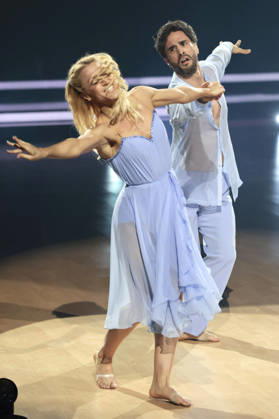 Jan Kittmann und Kathrin Menzinger in der neunten Live-Show der 19. Staffel der RTL-Tanzshow Let s Dance im MMC Coloneum. Köln, 08.05.2026