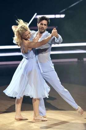 Jan Kittmann und Kathrin Menzinger in der neunten Live-Show der 19. Staffel der RTL-Tanzshow Let s Dance im MMC Coloneum. Köln, 08.05.2026