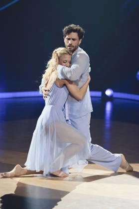 Jan Kittmann und Kathrin Menzinger in der neunten Live-Show der 19. Staffel der RTL-Tanzshow Let s Dance im MMC Coloneum. Köln, 08.05.2026