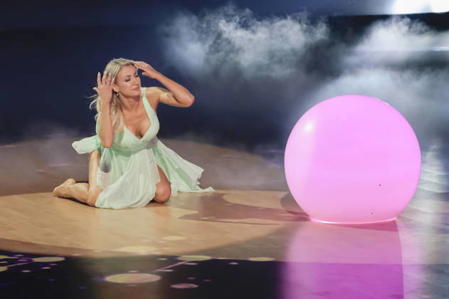 Anna-Carina Woitschack in der neunten Live-Show der 19. Staffel der RTL-Tanzshow Let s Dance im MMC Coloneum. Köln, 08.05.2026