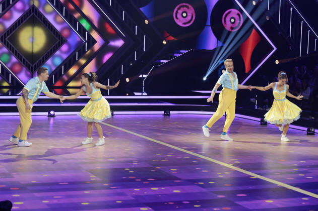Gustav Schäfer mit Anastasia Maruster und Ross Antony mit Mariia Maksina in der neunten Live-Show der 19. Staffel der RTL-Tanzshow Let s Dance im MMC Coloneum. Köln, 08.05.2026