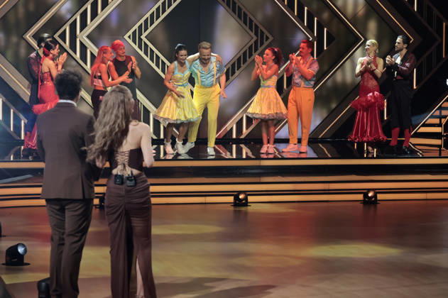 Daniel Hartwich, Victoria Swarovsi, Malika Dzumaev, Joel Mattli, Marta Arndt, Milano, Mariia Maksina, Ross Antony, Anastasia Maruster, Gustav Schäfer, Kathrin Menzinger und Jan Kittmann in der neunten Live-Show der 19. Staffel der RTL-Tanzshow Let s Dance im MMC Coloneum. Köln, 08.05.2026