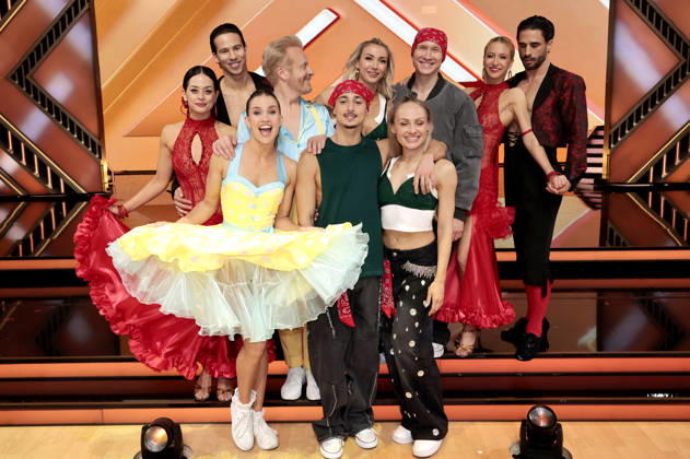 Malika Dzumaev, Joel Mattli, Mariia Maksina, Ross Antony, Milano, Anna-Carina Woitschack, Marta Arndt, Evgeny Vinokurov, Kathrin Menzinger und Jan Kittmann in der neunten Live-Show der 19. Staffel der RTL-Tanzshow Let s Dance im MMC Coloneum. Köln, 08.05.2026