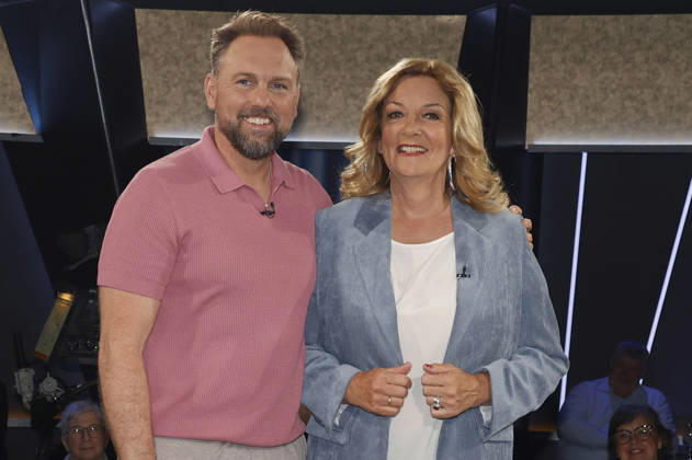Steven Gätjen und Bettina Tietjen bei der Aufzeichnung der NDR Talk Show im NDR Fernsehstudio Lokstedt. Hamburg, 08.05.2026