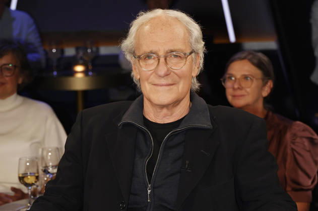 August Zirner bei der Aufzeichnung der NDR Talk Show im NDR Fernsehstudio Lokstedt. Hamburg, 08.05.2026