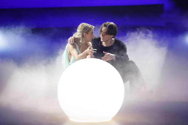 Sängerin Anna-Carina Woitschack und Tänzer Evgeny Vinokurov bei der neunten Tanzshow der 19. Staffel der RTL-Tanzshow Lets Dance im Coloneum. Köln, 08.05.2026 NRW Deutschland Copyright: xChristophxHardtx