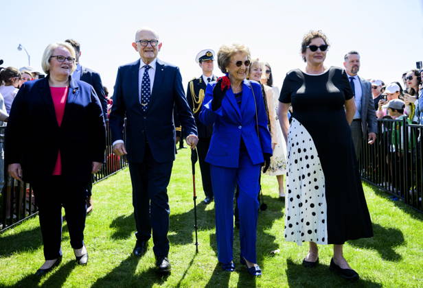 May 9, 2026, Ottawa, On, Canada: Princess Margriet of the Netherlands, centre-right, and her husband Pieter van Vollenhoven, centre-left, arrive for the opening ceremony of the Canadian Tulip Festival in Ottawa, on Saturday, May 9, 2026. Princess Margriet is visiting Ottawa, the city where she was born during the Second World War. The princess was born at the Ottawa Civic Hospital after the Dutch royal family fled to Canada to escape Nazi occupying forces in 1940. Ottawa Canada - ZUMAc35_ 20260509_zaf_c35_011 Copyright: xSpencerxColbyx