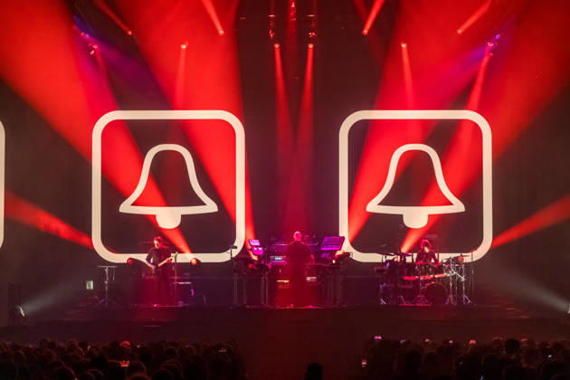 Christopher von Deylen alias Schiller während des Auftaktkonzerts der EUPHORIA In Surround Sound Die Arena Tour 2026 am 9. Mai 2026 in der QUARTERBACK Immobilien ARENA in Leipzig. Die aktuelle Tournee präsentiert das neue Album Euphoria mit immersiver Licht- und Surround-Show. Schiller 2026