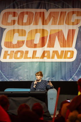 May 9, 2026, s-Hertogenbosch, Noord-Brabant, Netherlands: On May 9, 2026, actor and director BRYCE DALLAS HOWARD, known for her roles in the Jurassic World franchis, The Mandalorian, The Village, and The Help, participates in a Q&A session at Comic Con Holland in s-Hertogenbosch, Netherlands. s-Hertogenbosch Netherlands - ZUMAp202 20260509_zip_p202_005 Copyright: xJamesxPetermeierx