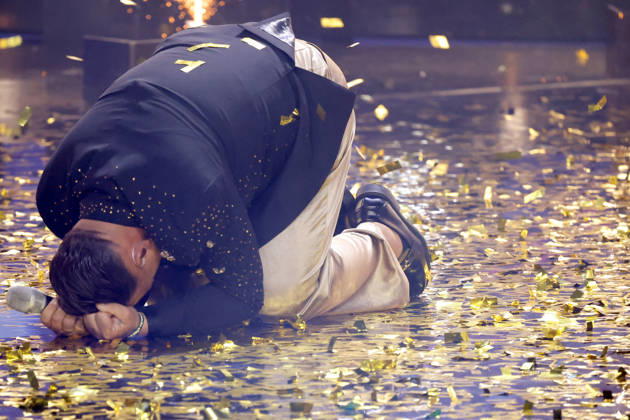 Kandidat Menowin Fröhlich gewinnt das Finale der 22. Staffel der deutschen Gesangs-Castingshow Deutschland sucht den Superstar (DSDS) in den MMC-Studios. Köln, 09.05.2026 NRW Deutschland Copyright: xChristophxHardtx