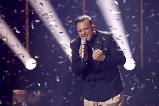 Kandidat Menowin Fröhlich gewinnt das Finale der 22. Staffel der deutschen Gesangs-Castingshow Deutschland sucht den Superstar (DSDS) in den MMC-Studios. Köln, 09.05.2026 NRW Deutschland Copyright: xChristophxHardtx
