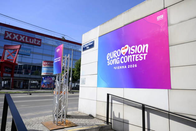 VIENNA, 20260510 Eurovision logo outside the Wiener Stadthalle during the Eurovision Song Contest ESC in Vienna, Austria VIENNA AUSTRIA x10070x  Copyright: xJessicaxGowx xTTx EUROVISION 2026 _TkQdNcA2ls