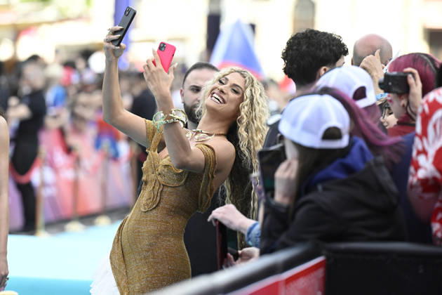 VIENNA, AUSTRIA 20260510 Antigoni representing Cyprus on the turquoise carpet ahead of next week s semi finals and final of this year s Eurovision Song Contest ESC in Vienna, Austria WIEN AUSTRIA x10070x  Copyright: xJessicaxGow TTx EUROVISION 2026 TURQUOISE CARPET c1eYhdNLr-Q