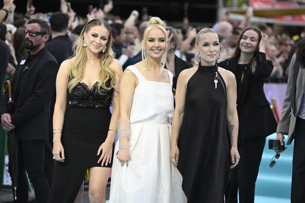 VIENNA, AUSTRIA 20260510 Vanilla Ninja representing Estonia on the turquoise carpet for next weeks semi-finals and final of this years Eurovision Song Contest ESC in Vienna, Austria VIENNA AUSTRIA x10070x  Copyright: xJessicaxGow TTx EUROVISION 2026 TURKOSA MATTAN zUuBfAWfqHU