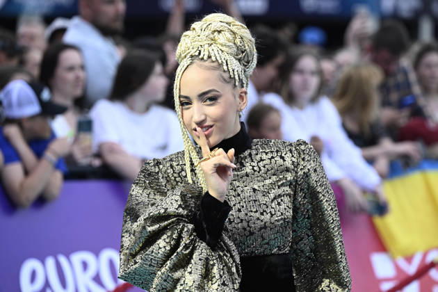 VIENNA, AUSTRIA 20260510 Monroe representing France on the turquoise carpet for next weeks semi-finals and final of this years Eurovision Song Contest ESC in Vienna, Austria VIENNA AUSTRIA x10070x  Copyright: xJessicaxGow TTx EUROVISION 2026 TURKOSA MATTAN Hh-OOohb4F0