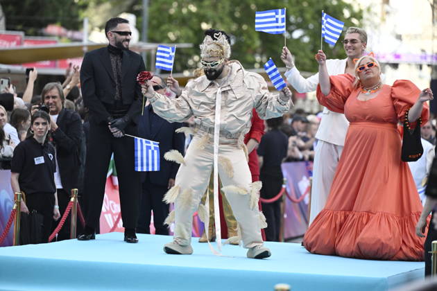 VIENNA, AUSTRIA 20260510 Akylas representing Greece on the turquoise carpet ahead of next week s semi finals and final of this year s Eurovision Song Contest ESC in Vienna, Austria WIEN AUSTRIA x10070x  Copyright: xJessicaxGow TTx EUROVISION 2026 TURQUOISE CARPET hdD96Nr_EQk