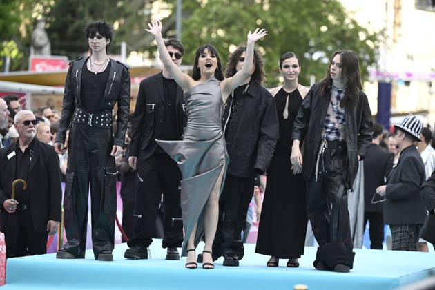 VIENNA, AUSTRIA 20260510 Alexandra CÄƒpitÄƒnescu representing Romania on the turquoise carpet for next weeks semi-finals and final of this years Eurovision Song Contest ESC in Vienna, Austria VIENNA AUSTRIA x10070x  Copyright: xJessicaxGow TTx EUROVISION 2026 TURKOSA MATTAN bmmSRfEO4mw