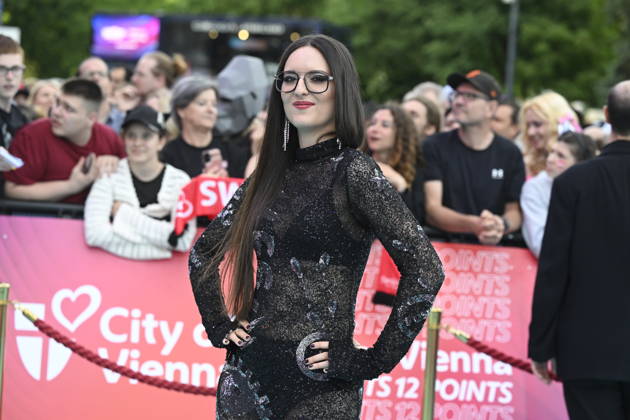 VIENNA, AUSTRIA 20260510 Veronica Fusaro representing Switzerland on the turquoise carpet for next weeks semi-finals and final of this years Eurovision Song Contest ESC in Vienna, Austria VIENNA AUSTRIA x10070x  Copyright: xJessicaxGow TTx EUROVISION 2026 TURKOSA MATTAN 8_c33TOIZ4o
