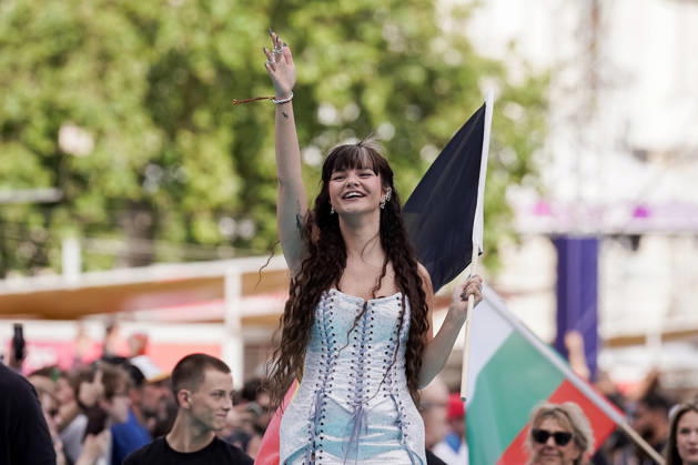 10.05.2026 - Europa, Österreich, Wien: Eröffnungszeremonie Turquoise Carpet Event des 70. Eurovision Song Contest 2026 am Rathausplatz; ESSYLA mit dem Song Dancing on the Ice für Belgien Copyright: xLUKAxKOLANOVICx