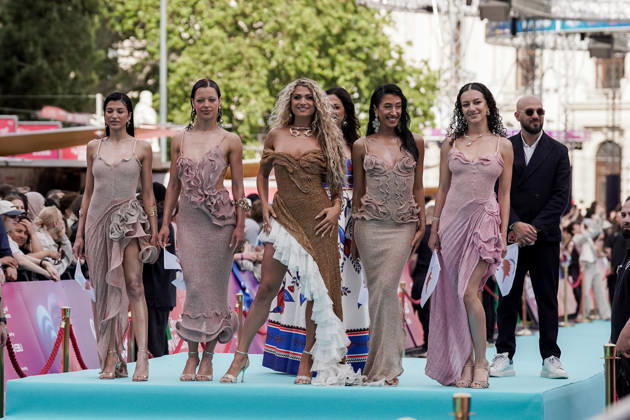10.05.2026 - Europa, Österreich, Wien: Eröffnungszeremonie Turquoise Carpet Event des 70. Eurovision Song Contest 2026 am Rathausplatz; Antigoni mit dem Song JALLA für Zypern Copyright: xLUKAxKOLANOVICx