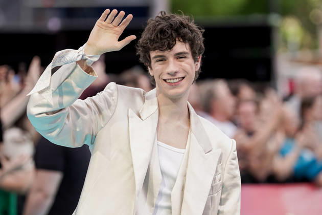 10.05.2026 - Europa, Österreich, Wien: Eröffnungszeremonie Turquoise Carpet Event des 70. Eurovision Song Contest 2026 am Rathausplatz; Daniel Zizka mit dem Song CROSSROADS für Tschechien Copyright: xLUKAxKOLANOVICx