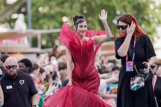 10.05.2026 - Europa, Österreich, Wien: Eröffnungszeremonie Turquoise Carpet Event des 70. Eurovision Song Contest 2026 am Rathausplatz; Sarah Engels mit dem Song Fire für Deutschland Copyright: xLUKAxKOLANOVICx