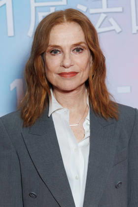 11 eme Festival du Cinéma Chinois en France au cinema Pathe Palace Celebrity arrivals on the red carpet Isabelle Huppert Opening of the 11th Chinese Film Festival in France at the Pathe Palace cinema in Paris 455754 2026 05 10  Copyright: xSebastienxFremontx xStarfacex STAR_455754_039