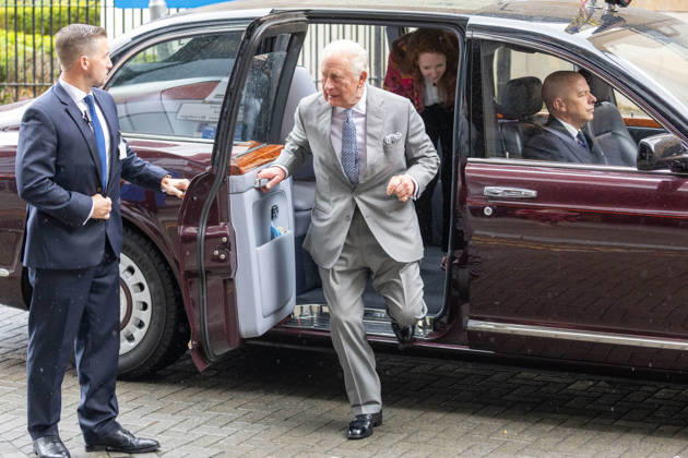 May 11, 2026, London, England, United Kingdom: King CHARLES III arrives at GuyÃ¢â‚¬â ¢s NHS Cancer Centre ahead of a visit. London United Kingdom - ZUMAs262 20260511_zip_s262_012 Copyright: xTayfunxSalcix
