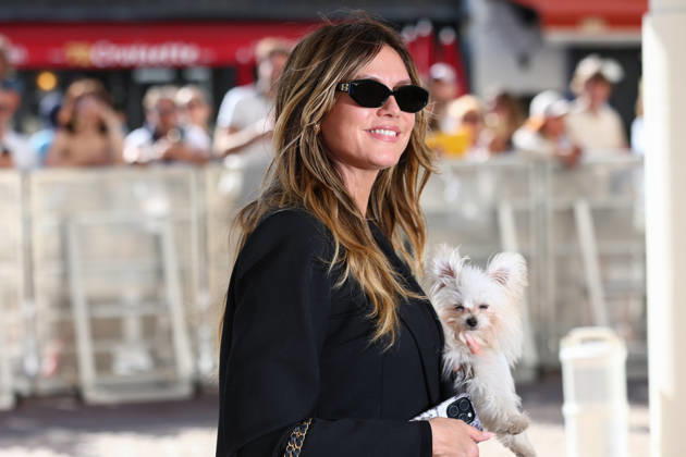 May 11, 2026, Cannes, Cote D azur, France: HEIDI KLUM arrives in Cannes one day ahead of the 79th Annual Cannes Film Festival in Cannes, France Cannes France  - ZUMAc179 20260511_zep_c179_009 Copyright: xMickaelxChavetx