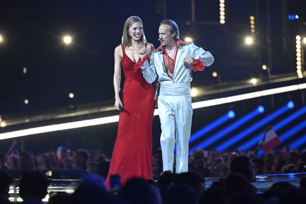 VIENNA, AUSTRIA 20260511 Presenters Victoria Swarovski and Michael Ostrowski during the second rehearsal for semi-final 1 of the 70th edition of the Eurovision Song Contest ESC at the Wiener Stadthalle in Vienna, Austria, Monday, May 11, 2026 VIENNA AUSTRIA x10070x  Copyright: xJessicaxGow TTx EUROVISION 2026 GENREP 2 SEMIFINAL 1 V5cfbYL6GWo