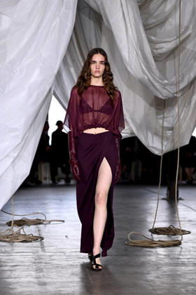 AUSTRALIAN FASHION WEEK, A model walks the runway wearing creations by Australian designer Bianca Spender, during Australian Fashion Week in Sydney, Tuesday, May 12, 2026. ( NO ARCHIVING SYDNEY NEW SOUTH WALES AUSTRALIA  Copyright: xDANxHIMBRECHTSx 20260512147223998215