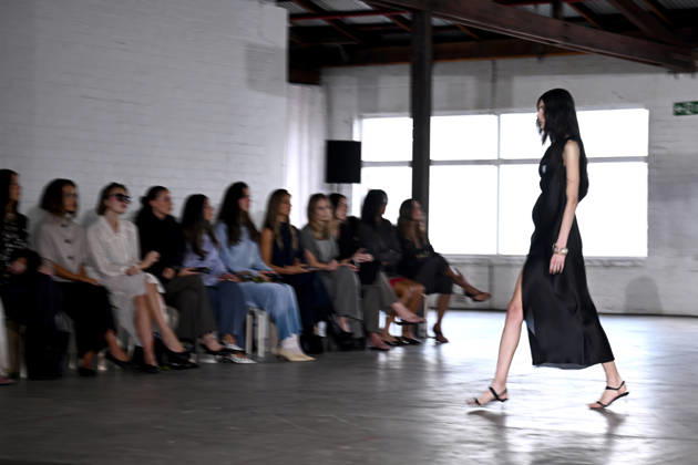AUSTRALIAN FASHION WEEK, A model walks the runway wearing creations by Australian designer Bianca Spender, during Australian Fashion Week in Sydney, Tuesday, May 12, 2026. ( NO ARCHIVING SYDNEY NEW SOUTH WALES AUSTRALIA  Copyright: xDANxHIMBRECHTSx 20260512190994013286