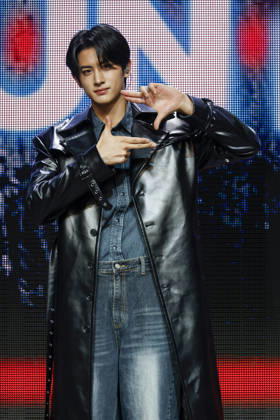 K-pop group YOUNITE holds media showcase for mini-album in Seoul Hyungseok of South Korean boy group YOUNITE poses for photos during a showcase for their eighth mini-album, INYUN Part.1, in Seoul, South Korea, on May 12, 2026. The release marks the group s debut under their new agency, Para Music, and features five tracks centered on the themes of connection and fate. Seoul South Korea  Copyright: xMatrixxImagesx xJungxUi-Chelx