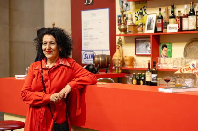 When Words Fall Silent, Cinema Speaks by Zineb Sedira at Tate Britain, London, UK 12 May 2026 Algerian-French artist Zineb Sedira poses with her new commission When Words Fall Silent, Cinema Speaks in the Duveen Galleries at Tate Britain, London, UK, on 12 May 2026. The large-scale immersive installation, the artist s largest UK commission to date, draws on family archives and the history of cinema to explore themes of memory, migration and trauma., Credit:Pete Speller Avalon Copyright: xPetexSpellerx xAvalonx 1098289148