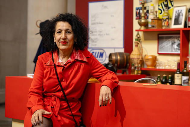 When Words Fall Silent, Cinema Speaks by Zineb Sedira at Tate Britain, London, UK 12 May 2026 Algerian-French artist Zineb Sedira poses with her new commission When Words Fall Silent, Cinema Speaks in the Duveen Galleries at Tate Britain, London, UK, on 12 May 2026. The large-scale immersive installation, the artist s largest UK commission to date, draws on family archives and the history of cinema to explore themes of memory, migration and trauma., Credit:Pete Speller Avalon Copyright: xPetexSpellerx xAvalonx 1098289158