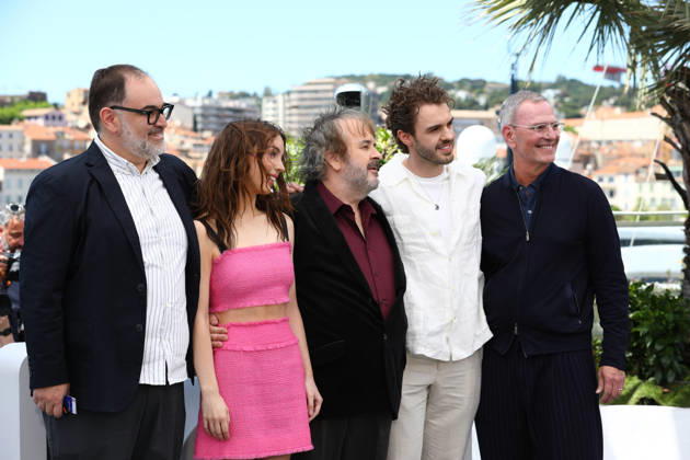May 12, 2026, Cannes, Cote D azur, France: KATIE JACKSON, WILLIAM JACKSON, producer CARLOS RAMIREZ LALOL and agent KEN KAMINS accompany PETER JACKSON as he attends the Honorary Palme d Or photocall at the 79th Annual Cannes Film Festival at Palais des Festivals in Cannes, France Cannes France - ZUMAc179 20260512_zep_c179_016 Copyright: xMickaelxChavetx