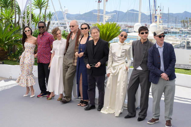 Jury Photocall at 79th Festival de Cannes - Cannes, France CANNES, FRANCE. May 12, 2026: Demi Moore, Isaach de BankolÃ , Laura Wandel, Stellan Skarsgard, Chloe Zhao, Park Chan-wook, Ruth Negga, Diego Cespedes and Paul Laverty at the photocall for Cannes Jury at the 79th Festival de Cannes. Picture: Paul Smith Featureflash Cannes France  Copyright: xPaulxSmithx xFeatureflashx